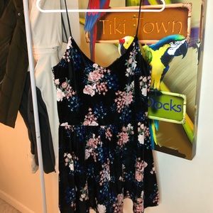 Velvet flowery romper